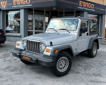  Voir d&eacute;tails -Jeep Wrangler 2.4 145 ch sport awd hard top  soft top &agrave; Besan�on (25)