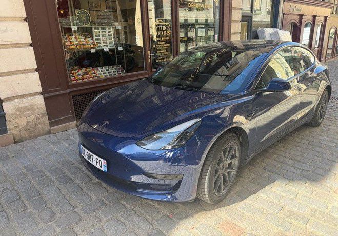 Tesla Model 3 propulsion standard plus prenium Bleu de 2022