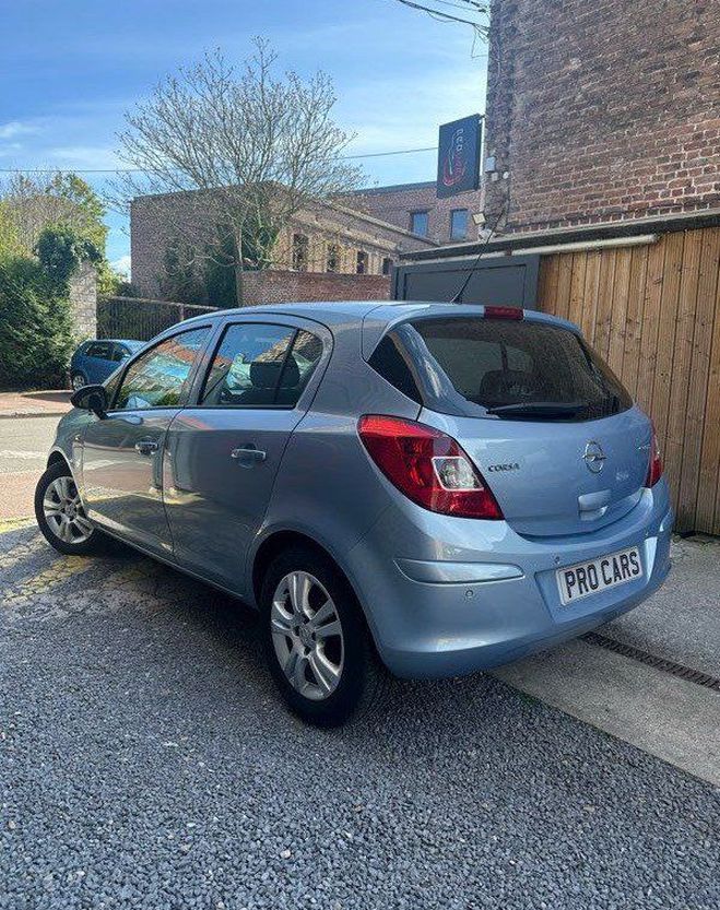 Opel Corsa 1.3 cdti Bleu de 2009