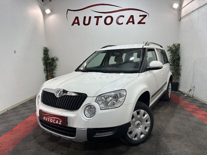 Skoda Yeti 2.0 TDI CR 110 BVM6 4x4 Active *PREMIERE Blanc de 2013