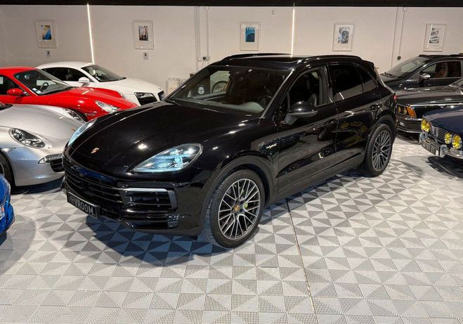 Porsche Cayenne III 3.0 V6 E-HYBRID 462cv Noir de 2018