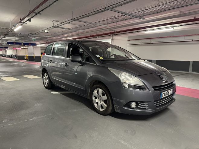 Peugeot 5008 1.6 HDI 112 PREMIUM PACK Gris Fonc� M�tallis� de 2011