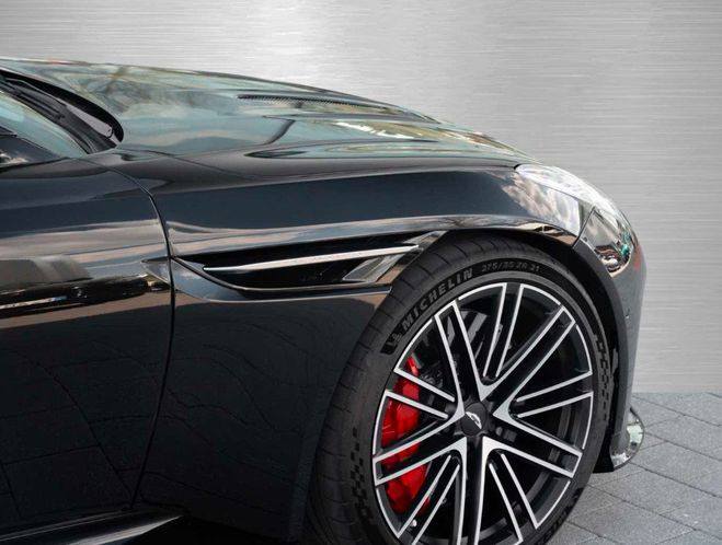Aston martin DB12 V8 4.0 680ch BVA8 *GARANTIE 24 MOIS TIME noir m�tal de 2024