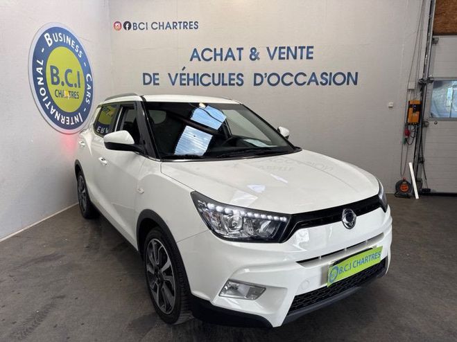Ssangyong Tivoli 160 E-XDI 115CH 2WD LUXURY Blanc de 2015