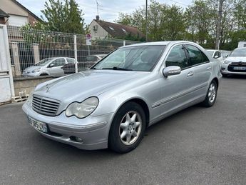  Voir d&eacute;tails -Mercedes Classe C W 203 220 CDI 143ch El�gance &agrave; Villeneuve-Saint-Georges (94)