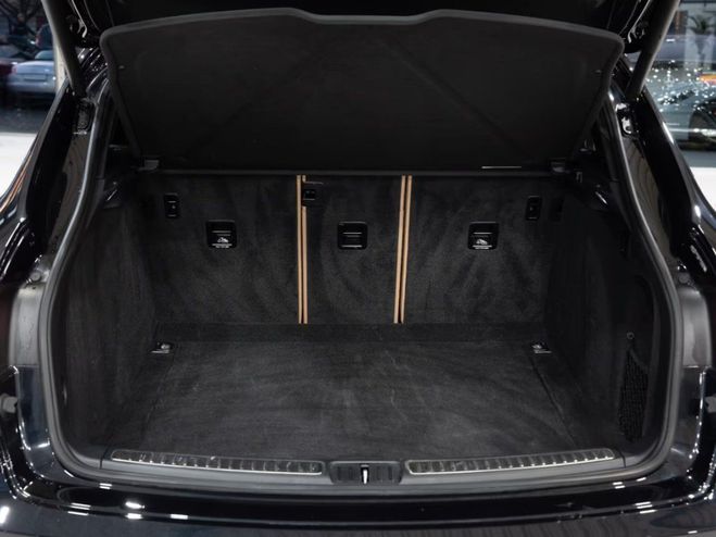 Porsche Macan Tigre Noir M�tallique de 2021