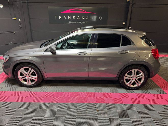 Mercedes Classe GLA CLASSE 180 d Fascination 7-G DCT Gris de 2017
