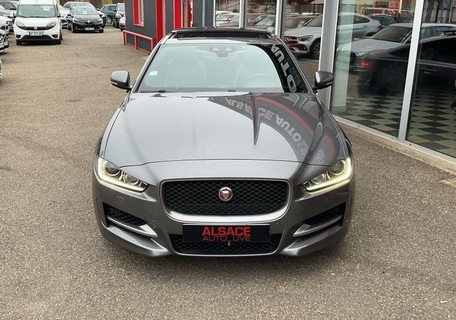 Jaguar XE 2.0D 180CH R-SPORT AWD BVA8 Gris de 2017