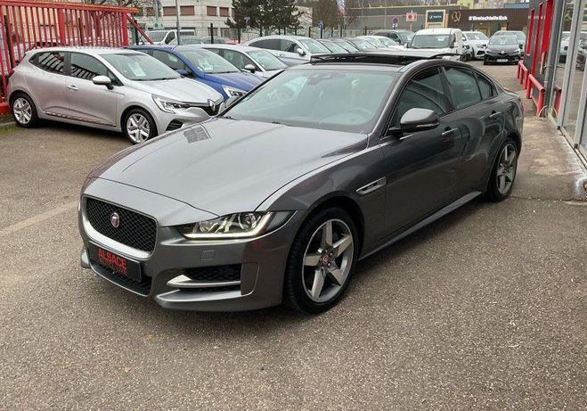 Jaguar XE 2.0D 180CH R-SPORT AWD BVA8 Gris de 2017
