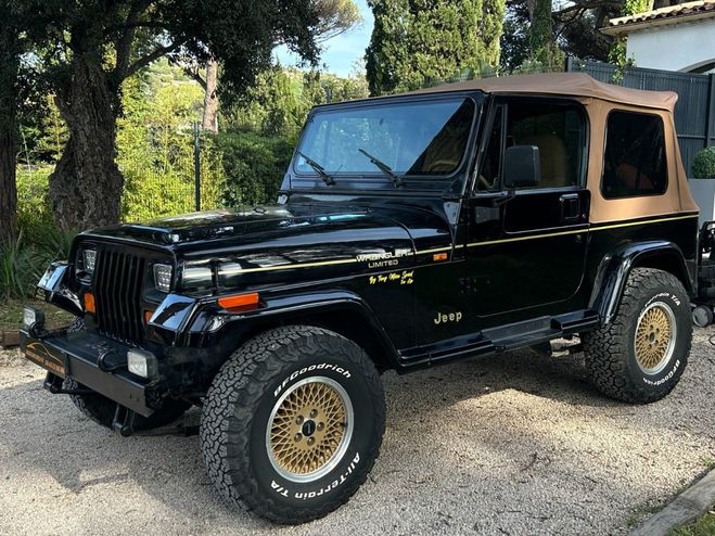 Jeep Wrangler LIMITED 4.0i ESSENCE / 74000KM D'ORIGINE Noir de 1993