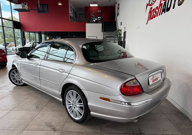 Jaguar S Type PHASE II 4.0 i V8 285cv-BVA Gris de 2000