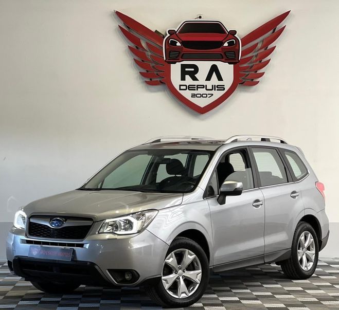 Subaru Forester 2.0D AWD EXCLUSIVE X-MODE 150CH Gris Clair M�tallis� de 2015