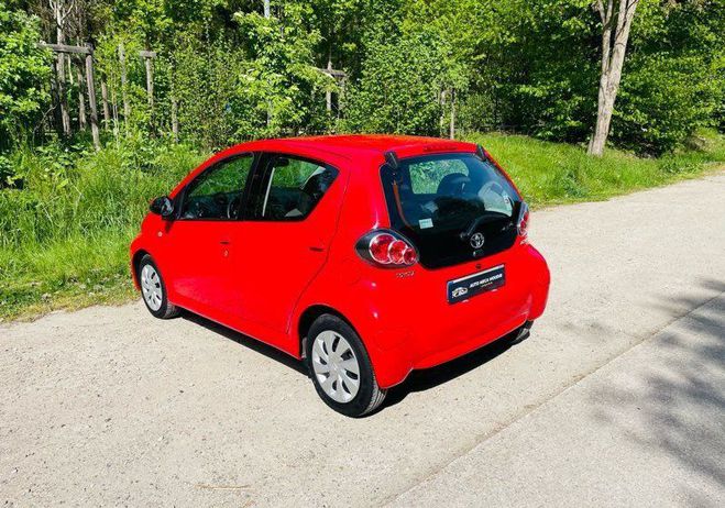 Toyota Aygo 1.0 VVT-i 68ch ? 53 700 km CLIM CT OK GA Rouge de 2014