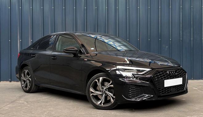 Audi A3 1.5 35 TFSI 150 MHEV HYBRID S-LINE S-TRO Noir de 2021