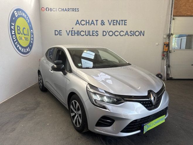 Renault Clio V 1.0 TCE 90CH EVOLUTION X-TRONIC Gris C de 2023