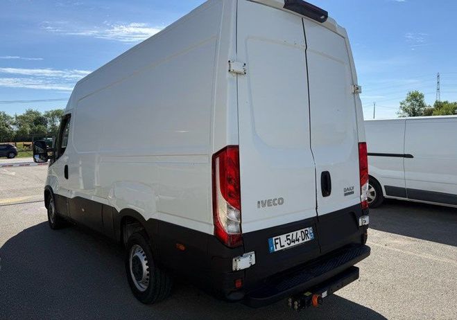 Iveco Daily 15490ht l2h2 35s18 BVA  de 2019
