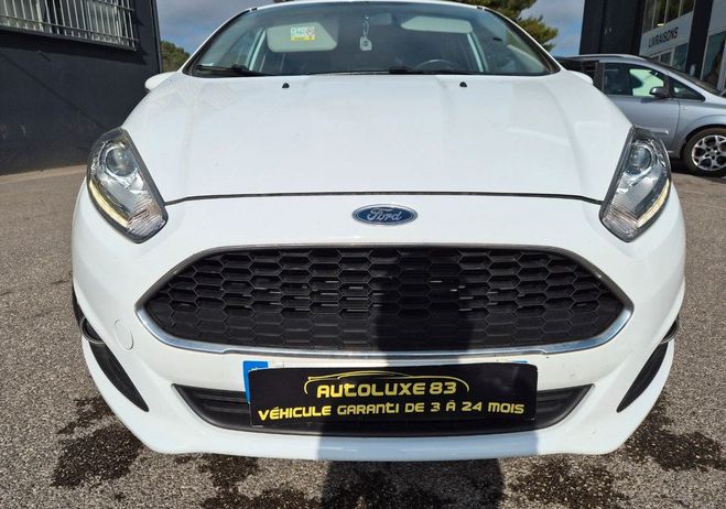 Ford Fiesta 1.2 i 82 cv garantie 1 an Blanc de 2017