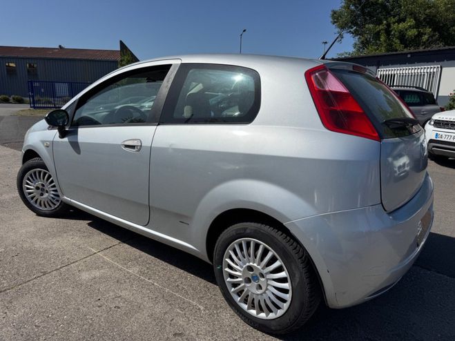 Fiat Grande Punto 1.2 8V Dynamic Gris de 2006