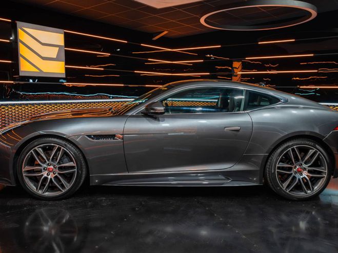 Jaguar F-Type F-type-r 5.0 V8 550cv AWD BVA8 Gris de 2016