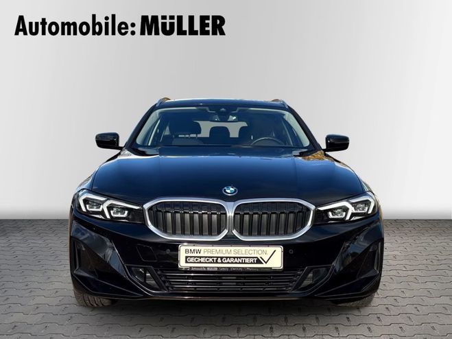BMW Serie 3 320 e Touring AHK+DAB+HarmanKardon+LED+ Afficher Plus de 
