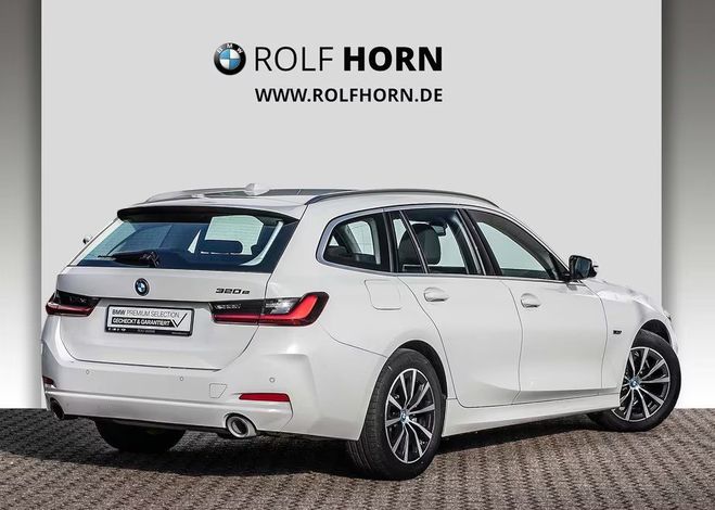 BMW Serie 3 320 e Touring Autom Navi Klima Shitzhzg  Blanc M�tallique de 