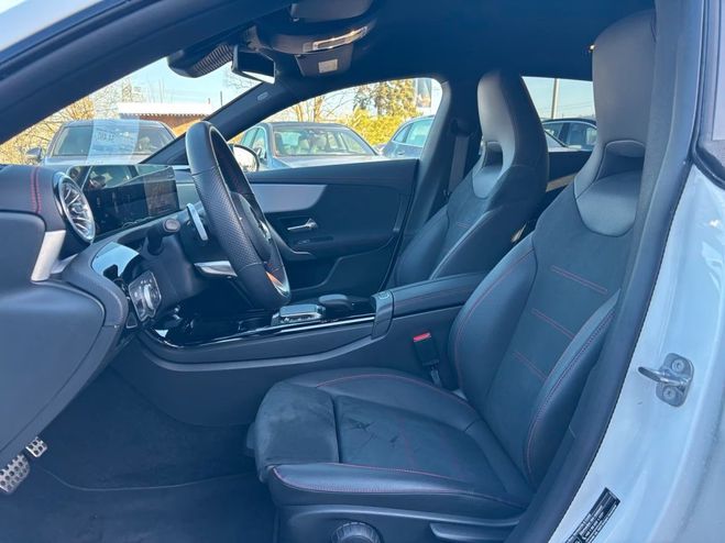 Mercedes Classe E 250 Shooting Brake SB AMG+NAVI+DISTR+LED Bleu M�tallique de 