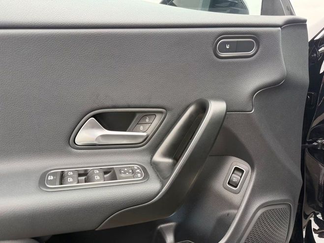 Mercedes Classe CLA ng Brake 180 d SB +NAVI+LED+KAM+ASSIST+E Afficher Plus de 