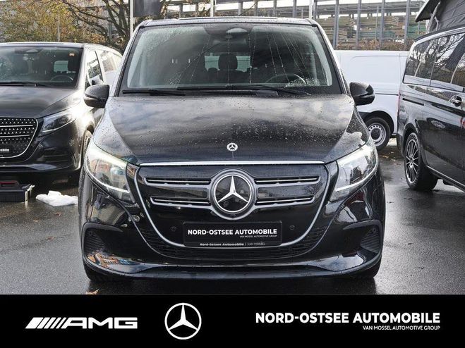Mercedes Classe E 250 NEUES MODELL TISCH LED MBUX 7 SITZE Noir M�tallique de 