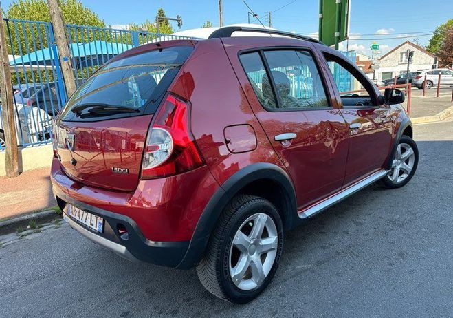 Dacia Sandero 1.5l dci 68ch pack clim Rouge de 2010