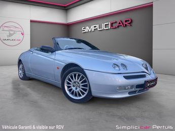  Voir d&eacute;tails -Alfa romeo Spider 2.0i 16V jantes 16 climatisation vitres  &agrave; Pertuis (84)