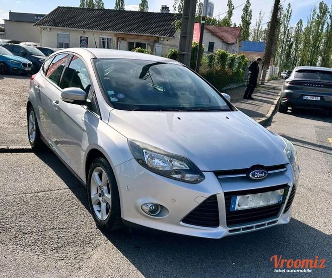 Ford Focus 1.0 SCTI 125 ECOBOOST S&S TITANIUM Gris de 2013