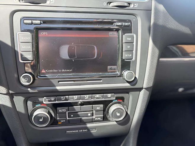 Volkswagen Golf 2.0 TDI 140CH BLUEMOTION FAP CARAT DSG6 NOIR de 2012