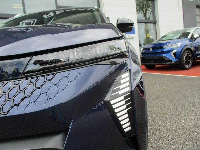 Renault Scenic E-Tech 220  E-TECH SUV Techno Iconic Bleu fonc� de 2025