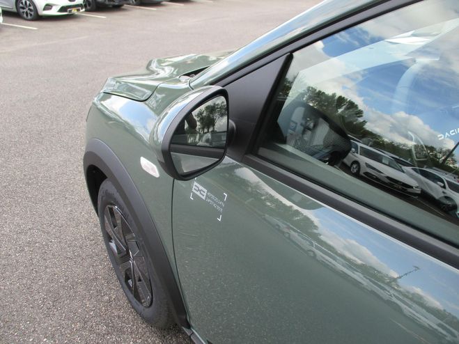 Dacia Sandero 100 III  Stepway Expression Vert fonc� de 2025