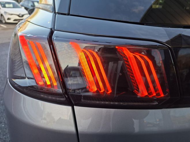 Peugeot 3008 1.2i Hybrid -136 - BV e-DCS6  II 2016 Al GRIS de 2024