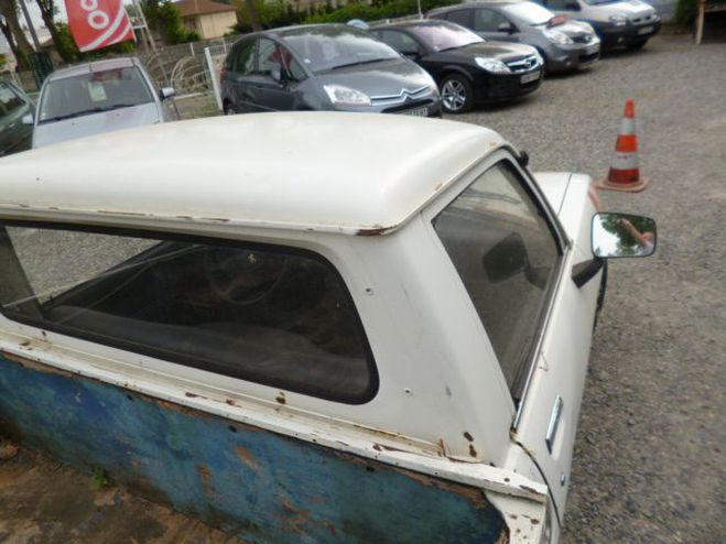 Peugeot 504 2,3 D BLANC de 1990