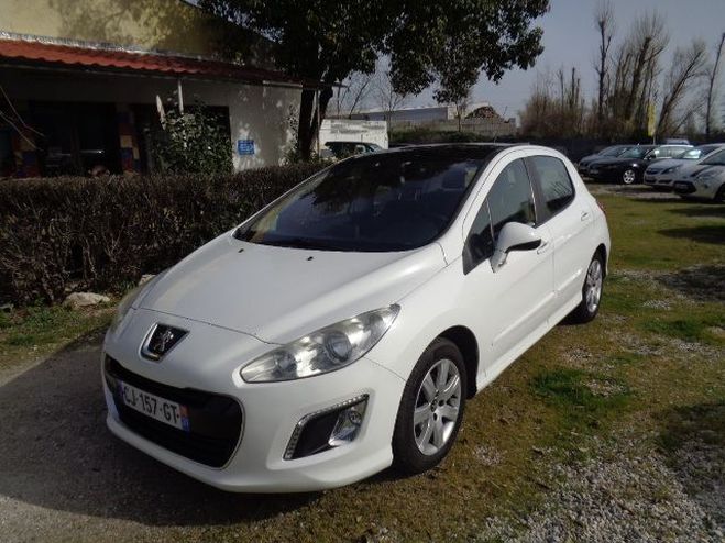 Peugeot 308 1.6 E-HDI112 FAP ALLURE 5P BLANC de 2012