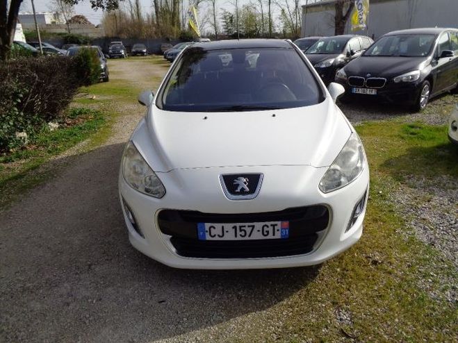 Peugeot 308 1.6 E-HDI112 FAP ALLURE 5P BLANC de 2012