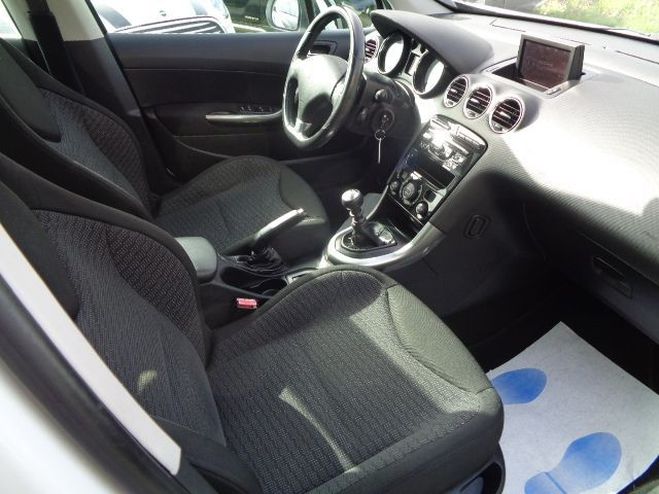 Peugeot 308 1.6 E-HDI112 FAP ALLURE 5P BLANC de 2012