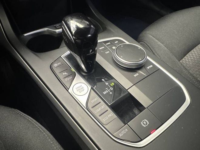 BMW Serie 1 118i 136 ch DKG7 Business Design blanc de 2024