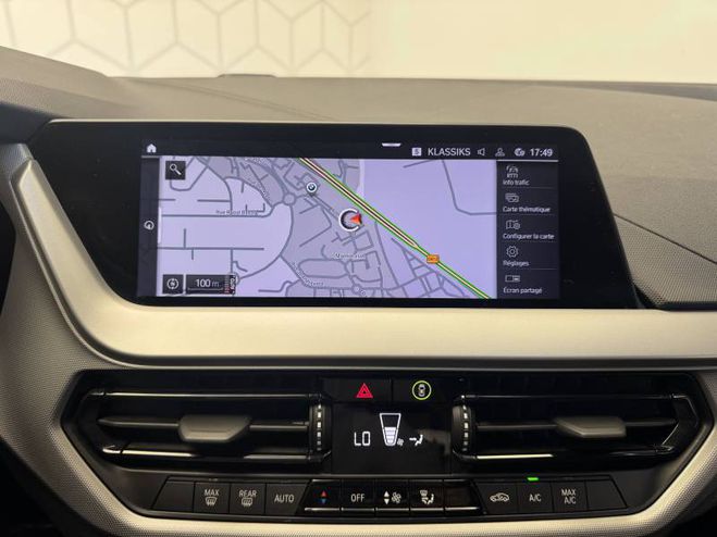 BMW Serie 1 118i 136 ch DKG7 Business Design blanc de 2024