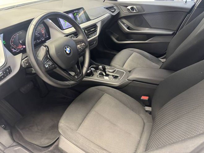 BMW Serie 1 118i 136 ch DKG7 Business Design blanc de 2024