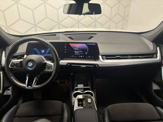 BMW X1 iX1 eDrive20 204ch BVA M Sport blanc de 2023