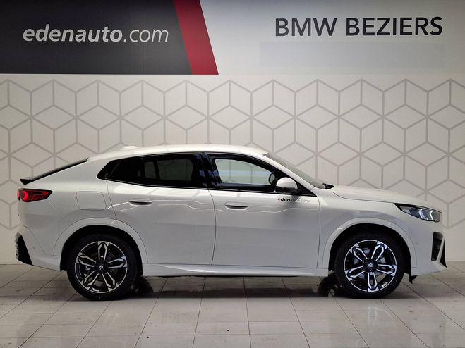 BMW iX2 iX2 eDrive20 204ch BVA M Sport 5p Blanc de 2025