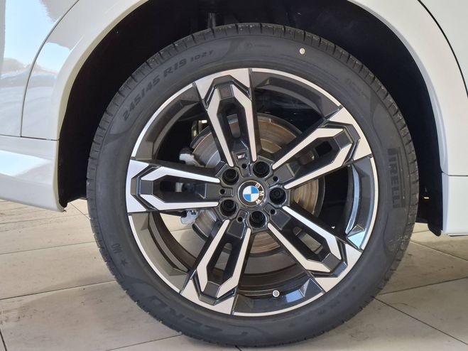 BMW iX2 iX2 eDrive20 204ch BVA M Sport 5p Blanc de 2025