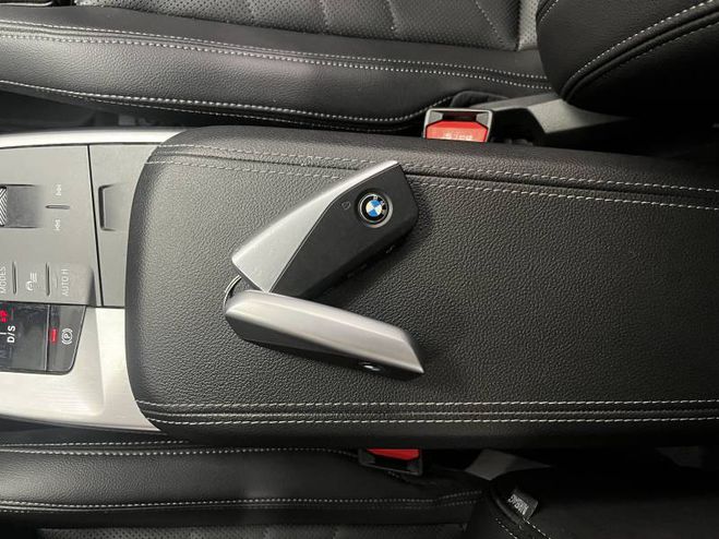 BMW Serie 2 Active Tourer 218i 136 ch DKG7 Luxury blanc de 2022
