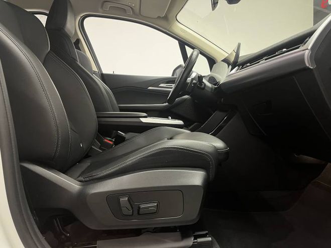 BMW Serie 2 Active Tourer 218i 136 ch DKG7 Luxury blanc de 2022