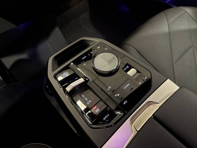 BMW IX xDrive50 523ch Edition Sport noir de 2023