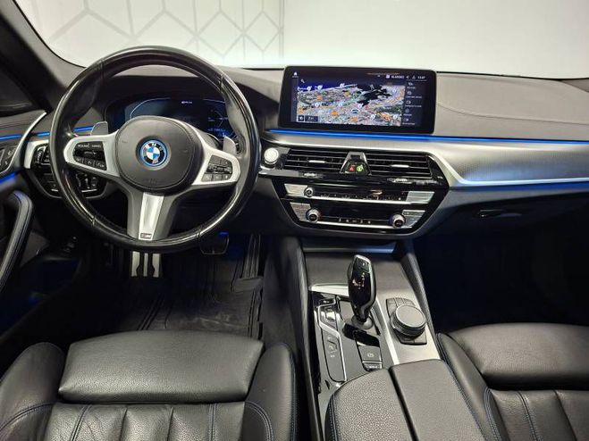 BMW Serie 5 545e TwinPower Turbo xDrive 394 ch BVA8  gris de 2022