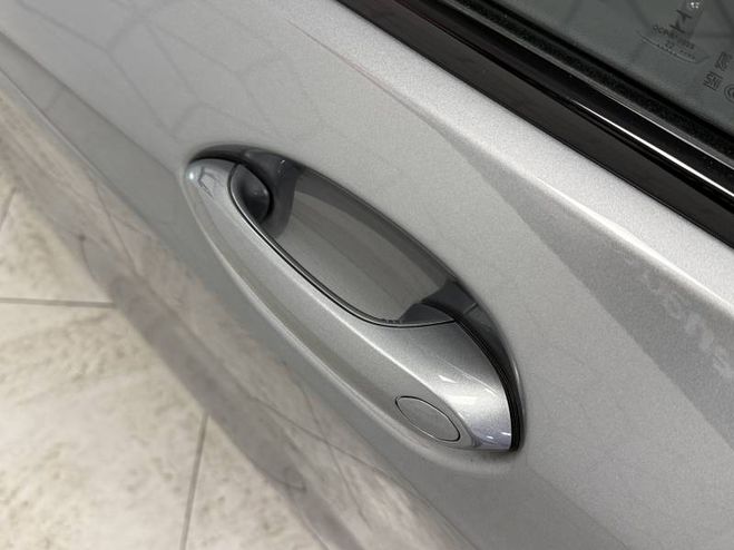 BMW Serie 1 118d 150 ch BVA8 M Sport gris de 2022